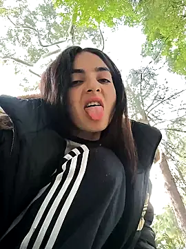 Sam Sara online show from 3, 2, 2025