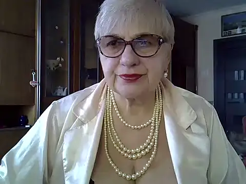 SweetCherry27 online show from 18, 2, 2025