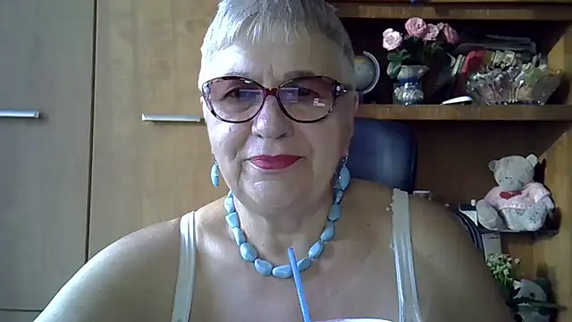 SweetCherry27 online show from 16, 9, 2025