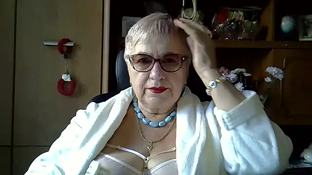 SweetCherry27 online show from 5, 10, 2025