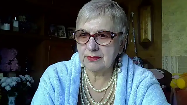 SweetCherry27 online show from 15, 10, 2025