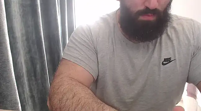 hugemachohandsome online show from 4, 3, 2025