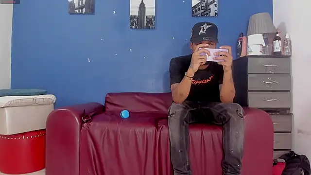 BeMyLover3 online show from 16, 3, 2025