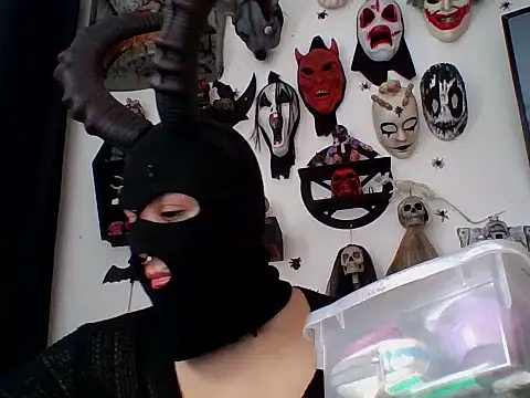 FeticheMacabre online show from 1, 3, 2026