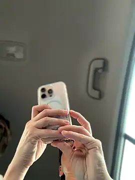 MessyNastyQueen online show from 5, 10, 2025