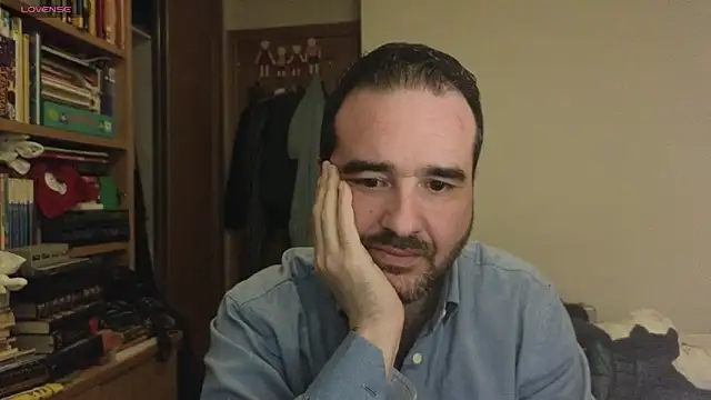 curiosillo83 online show from 9, 3, 2025