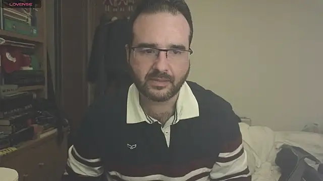 curiosillo83 online show from 12, 3, 2025