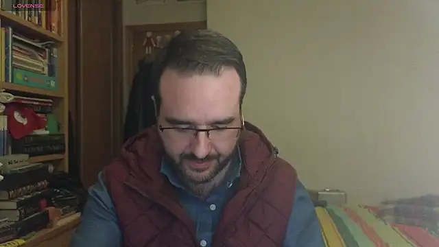 curiosillo83 online show from 13, 3, 2025