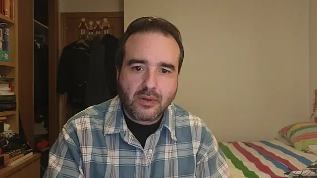 curiosillo83 online show from 25, 2, 2026