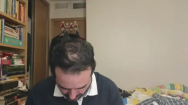 curiosillo83 online show from 17, 3, 2026