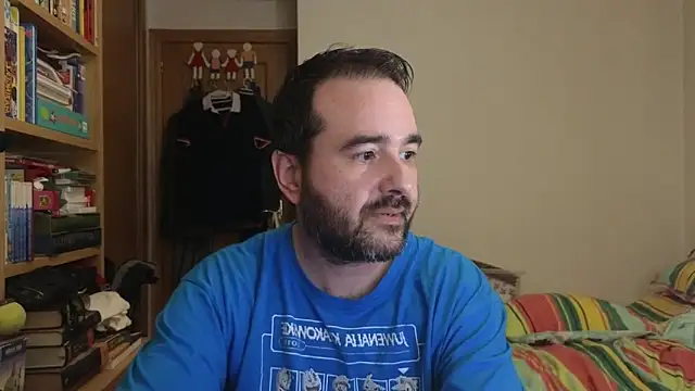 Snapshot of curiosillo83 chatting on 6, 6, 2026 curiosillo83 online show from 6, 6, 2026