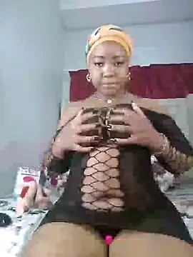 Snapshot of Sexypresh302 chatting on 18, 12, 2024 Sexypresh302 online show from 18, 12, 2024