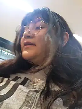 Sakura 0505 online show from 10, 1, 2025