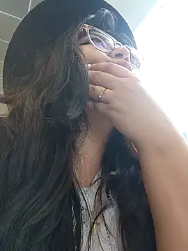 Sakura 0505 online show from 25, 1, 2025