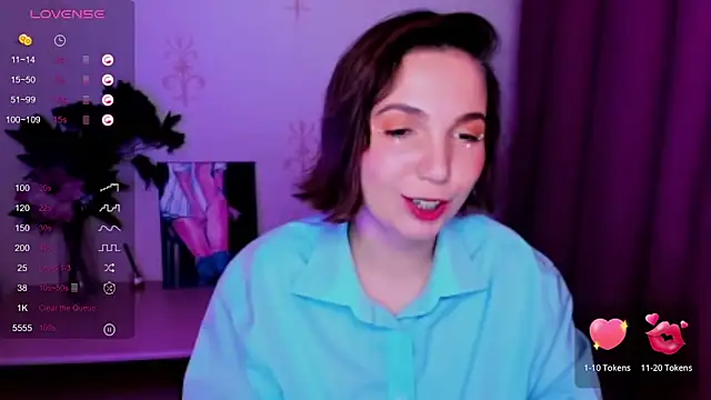 KindHazelHere  online show from 16, 10, 2025