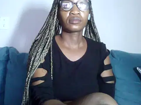 Hardnipples8 online show from 5, 3, 2025