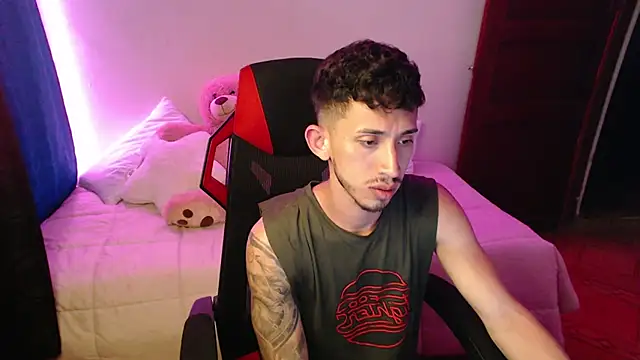 stevenSEX123 online show from 6, 12, 2024