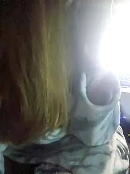 Snapshot of Crazylilredhead69 chatting on 15, 2, 2025 Crazylilredhead69 online show from 15, 2, 2025