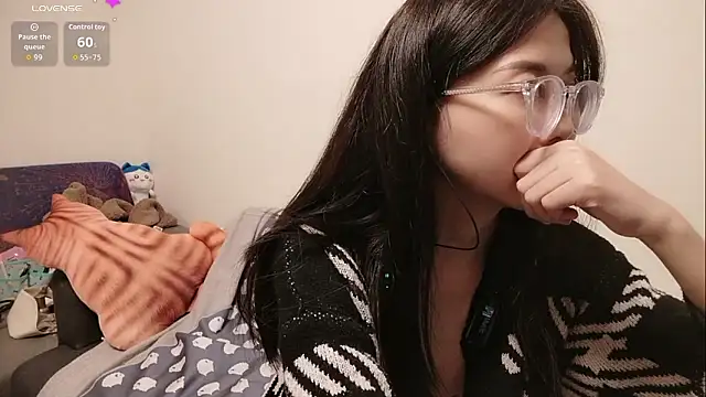 Snapshot of Lu_Nana chatting on 5, 3, 2026 Lu Nana online show from 5, 3, 2026