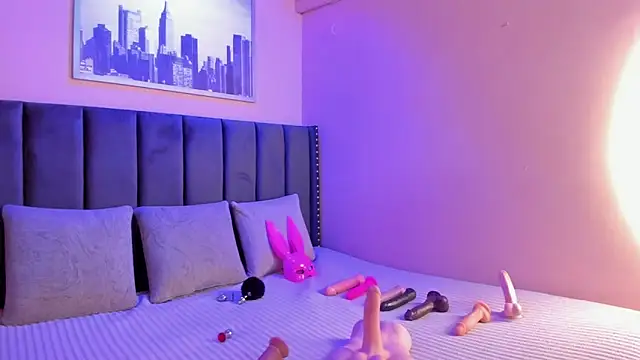 ashlye miller  online show from 31, 1, 2025