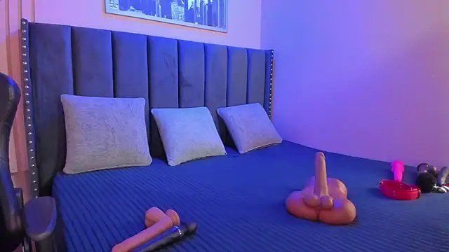 ashlye miller  online show from 12, 9, 2025