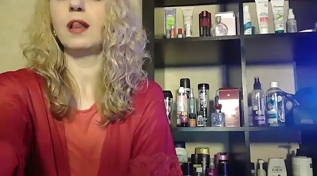 Natasha Nannette online show from 2, 3, 2025