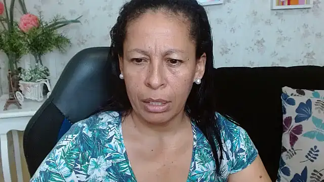 mature martina online show from 31, 1, 2025