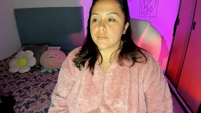 bigbooty-30 online show from 25, 11, 2025