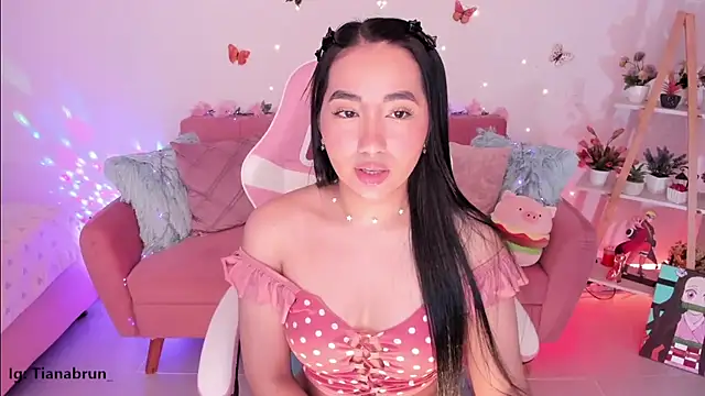 Snapshot of Zara_uwu_ chatting on 20, 9, 2025 Zara uwu online show from 20, 9, 2025