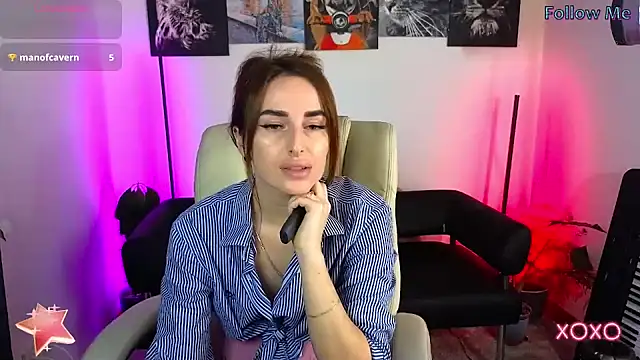 xx adrihanna xx online show from 7, 3, 2025