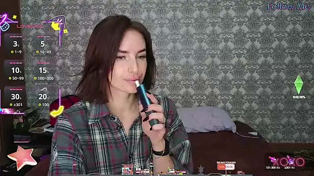 xx adrihanna xx online show from 3, 10, 2025