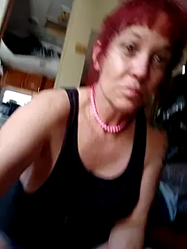 Snapshot of spundarella420 chatting on 8, 2, 2025 spundarella420 online show from 8, 2, 2025