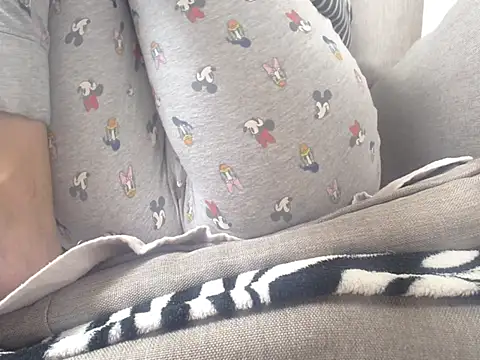 Snapshot of Web_Lady chatting on 23, 2, 2025 Web Lady online show from 23, 2, 2025