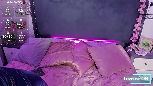 Snapshot of AmyMasson chatting on 3, 12, 2025 AmyMasson online show from 3, 12, 2025