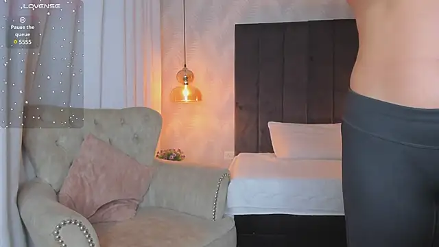 kataliina   online show from 14, 1, 2025