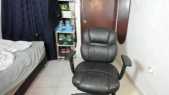 imtonny19 online show from 5, 4, 2026