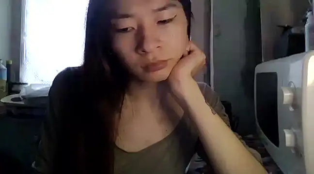 CarlyJoy online show from 25, 2, 2025