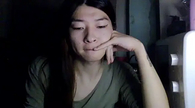 CarlyJoy online show from 2, 3, 2025