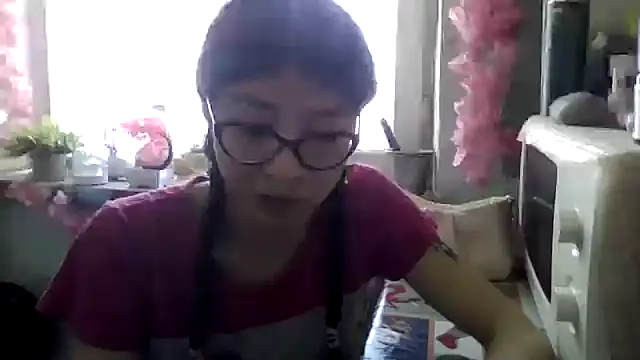 CarlyJoy online show from 16, 10, 2025