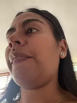 im amber online show from 5, 2, 2025