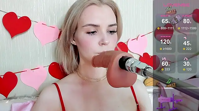 Kaya Devis online show from 14, 2, 2025