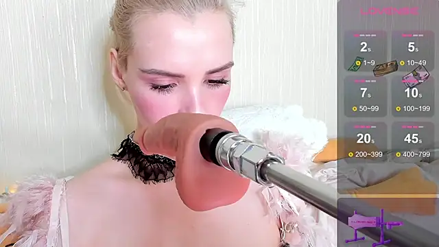 Kaya Devis online show from 21, 2, 2025