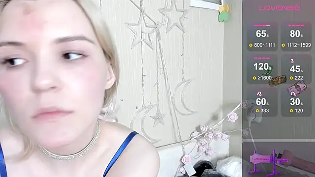 Kaya Devis online show from 11, 4, 2026