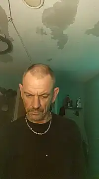 deepstroker42071 online show from 9, 1, 2025