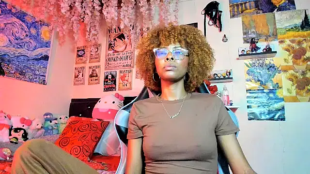 Snapshot of Cristal_Jonas@xh chatting on 8, 5, 2026 Cristal Jonasxh online show from 8, 5, 2026