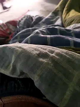 SILENT FUCKER 01 online show from 21, 3, 2026