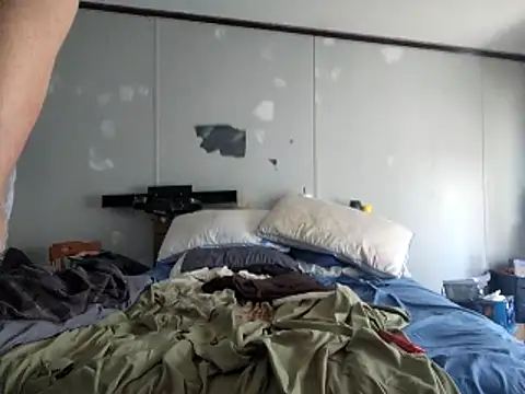 Bi curious86 online show from 22, 3, 2026