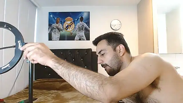 Snapshot of omarmohammedhot2 chatting on 8, 12, 2024 omarmohammedhot2 online show from 8, 12, 2024