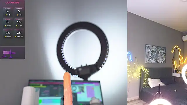 Snapshot of TwilightSparkle_ chatting on 23, 2, 2025 TwilightSparkle online show from 23, 2, 2025