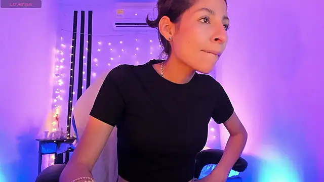 Snapshot of Gorgeous_Team chatting on 17, 2, 2026 Gorgeous Team online show from 17, 2, 2026